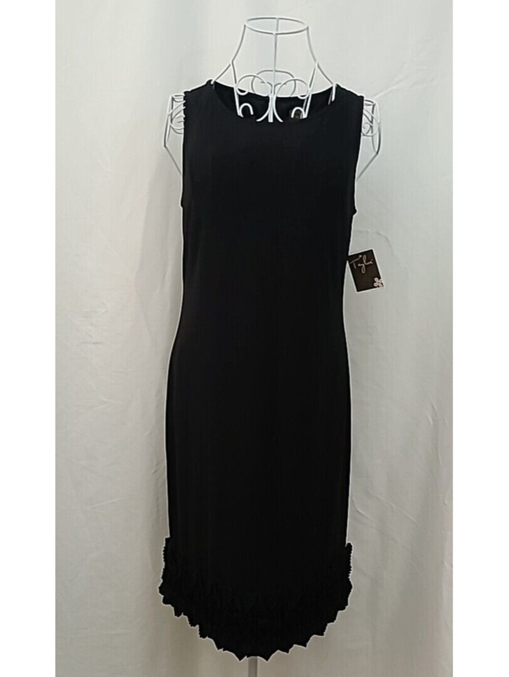 Taylor Women's Dress Size 4 LBD Little Black Dress Knit Ruffle Trim NWT NEW